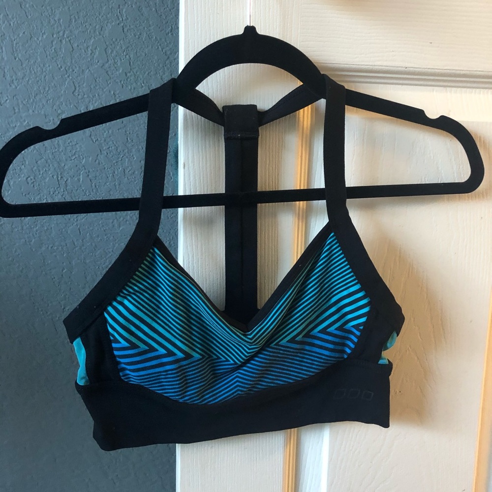 Lorna Jane sports bra